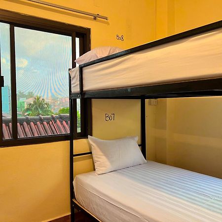 Easy Go Backpacker Hostel Vang Vieng Buitenkant foto